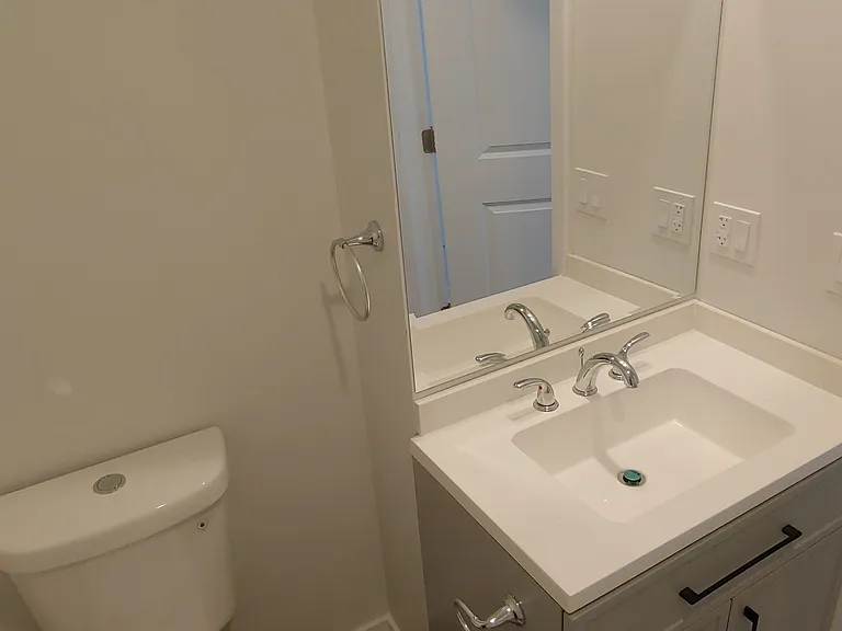 5355 S Lockwood Ave #202 — Photo 17