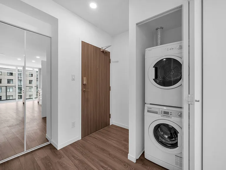 900 Carnarvon St #3512 — Photo 8