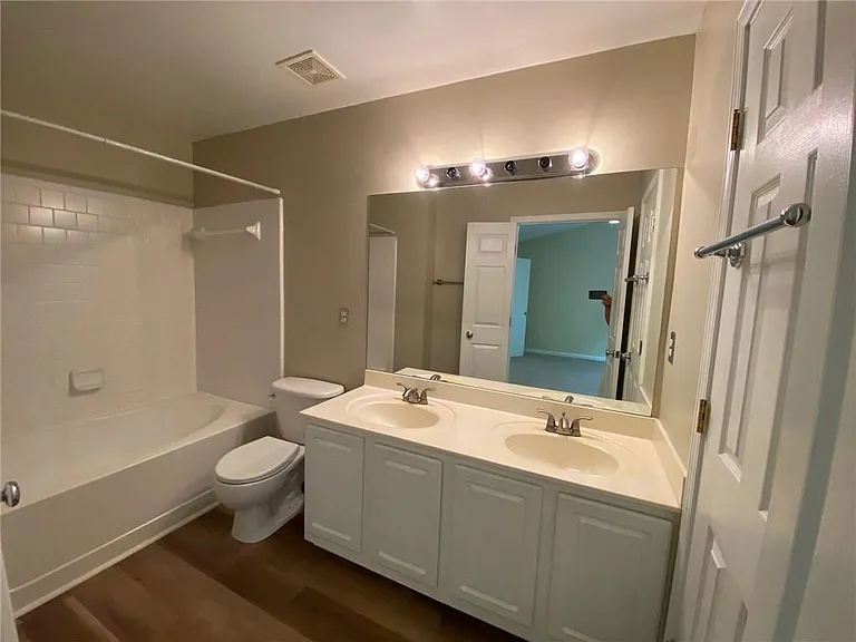 1285 Kilmington Ct — Photo 25