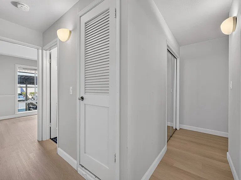 1598 Sunnyvale Ave #11 — Photo 17