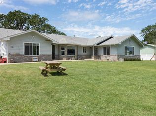 331 Green Valley Rd, Oakland, OR 97462