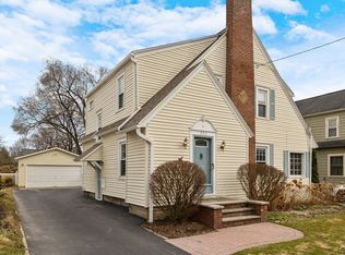 223 Wellington Rd, Syracuse, NY 13214