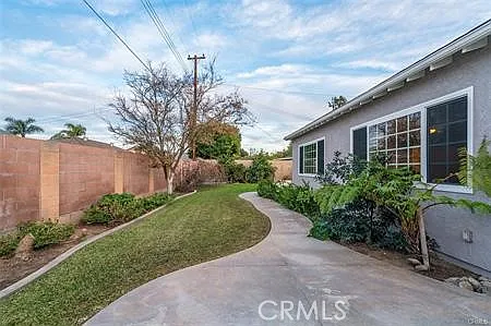 2335 E Trenton Ave — Photo 6