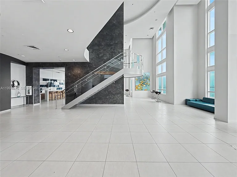 1900 N Bayshore Dr #3811 — Photo 22