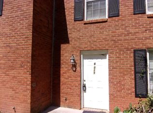 8511 Pineland Dr, Jonesboro, GA 30238