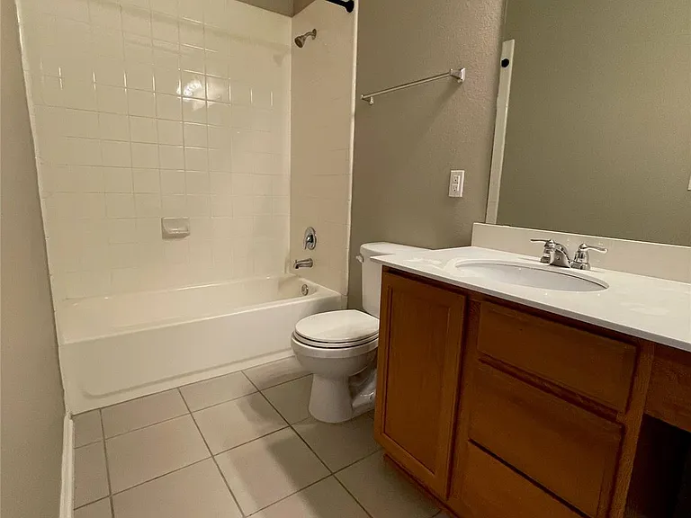 6808 Ondantra Bnd — Photo 16