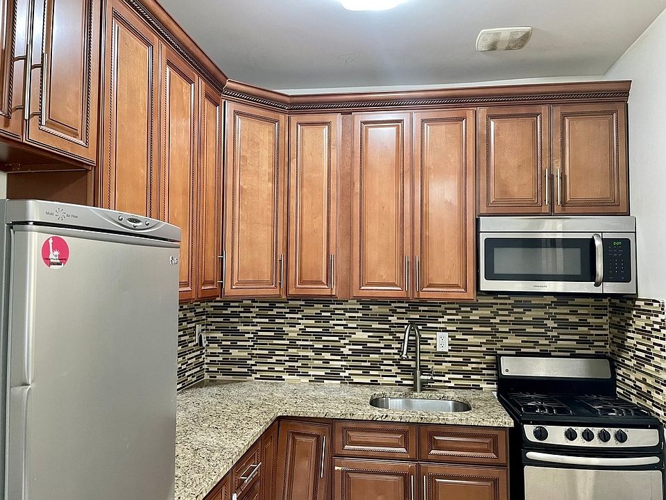 1st image of 3448 11th St #1R