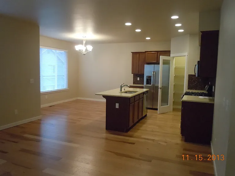 4721 Hadley St — Photo 6