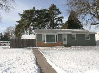 3953 Cranbrook Dr, White Bear Lake, MN 55110