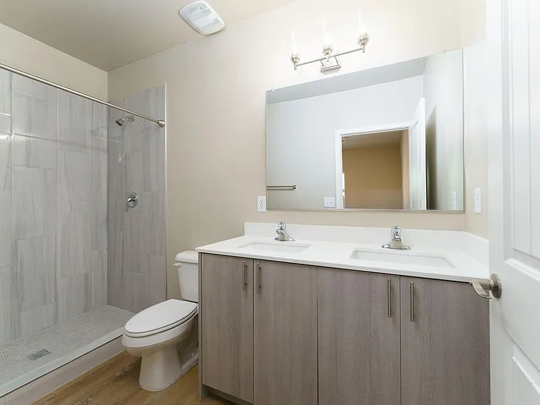 517 E Calle Arizona — Photo 24