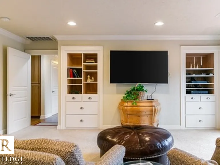 6565 Whispering Pines Ln — Photo 20