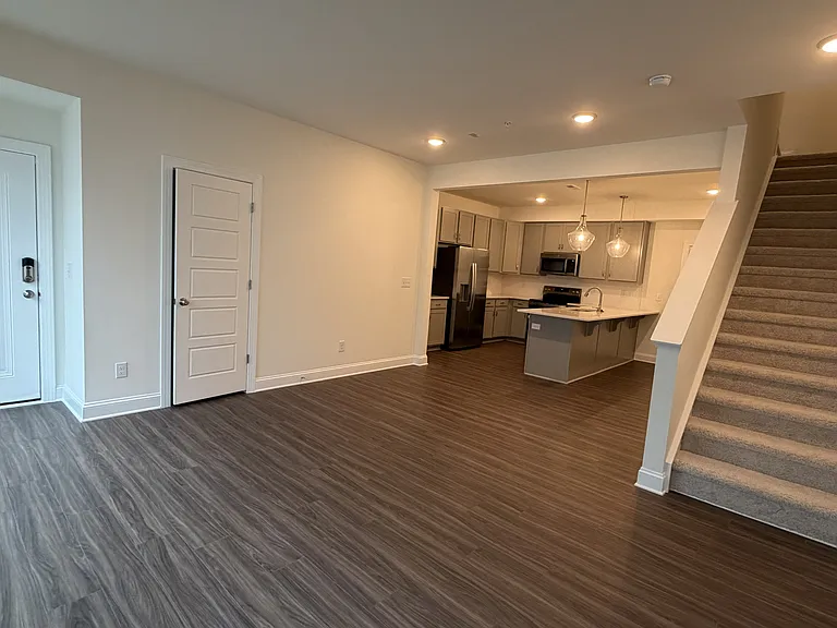 615 Hedrick Ridge Rd #103 — Photo 3