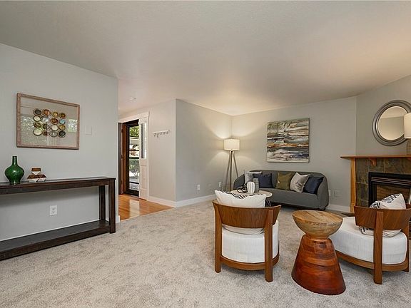 4th image of 172 SW 200th St #172