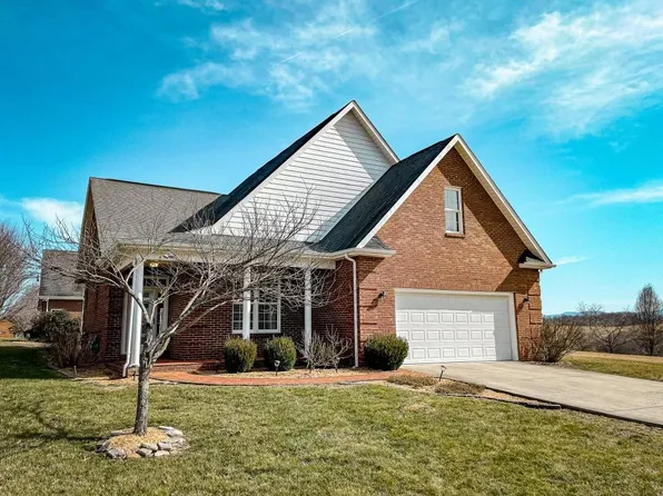12116 Harvard Ln, Glade Spring, VA 24340