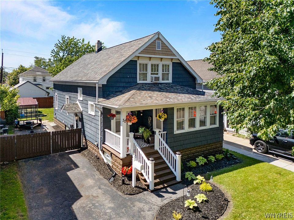 1st image of 30 Kirkwood Dr