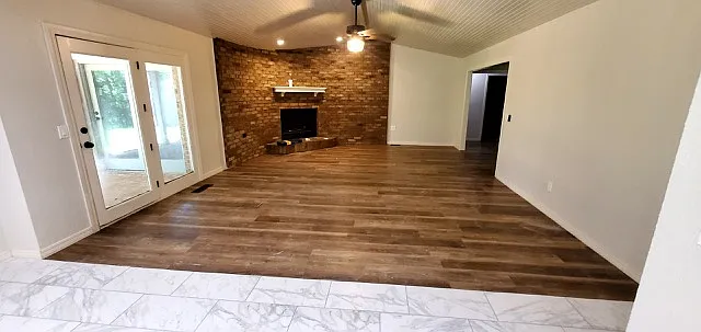 156 E Parkland Dr — Photo 10