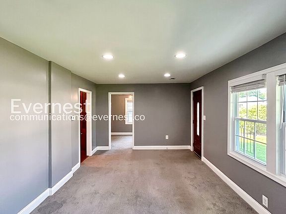 5th image of 603 Henry St