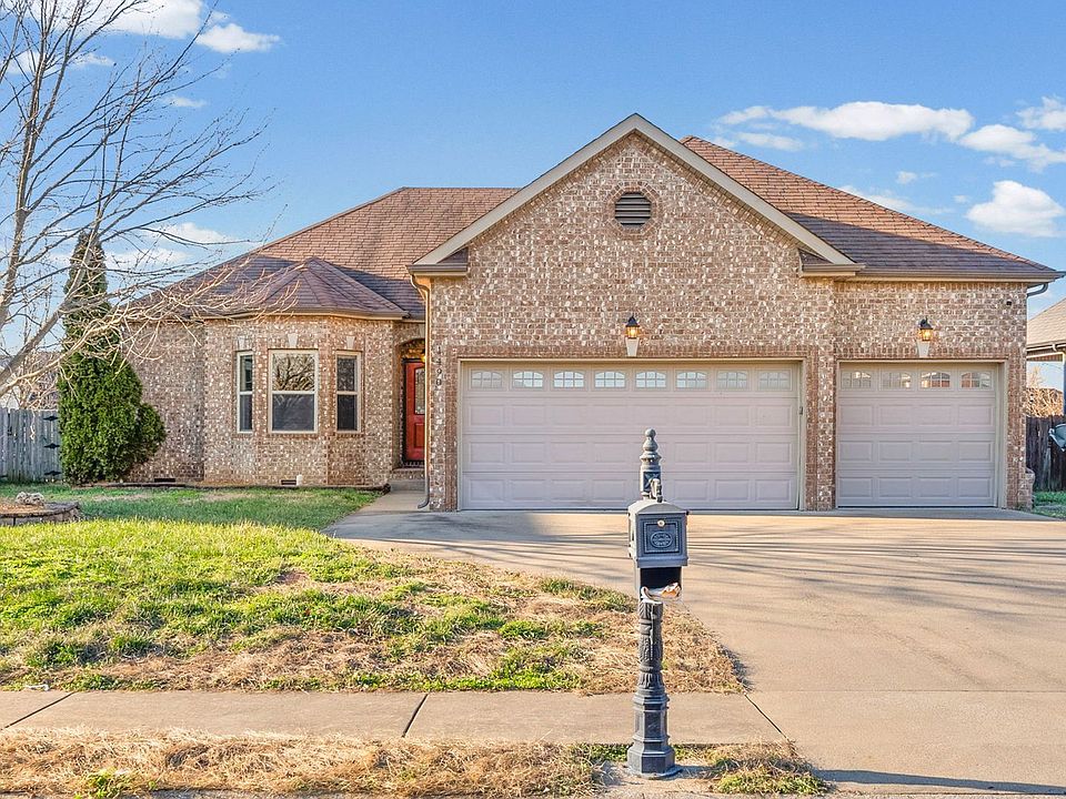 1st image of 1490 Cobra Ln