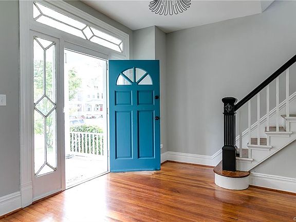 5th image of 2807 Hanes Ave