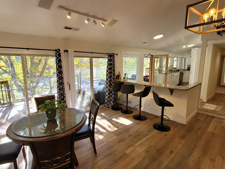 726 N Shepherd Rd — Photo 13