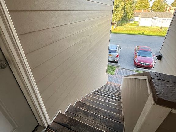3rd image of 107 Davis St APT 7