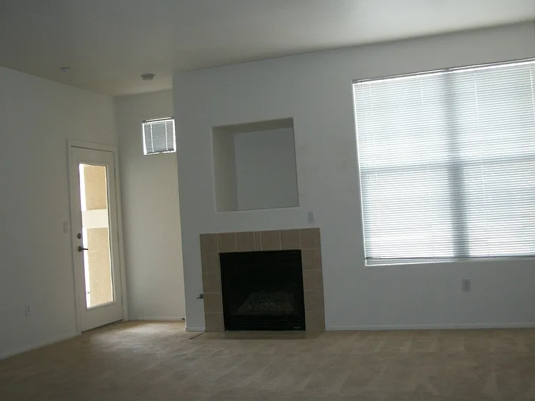 5855 Valley Dr #2040 — Photo 6