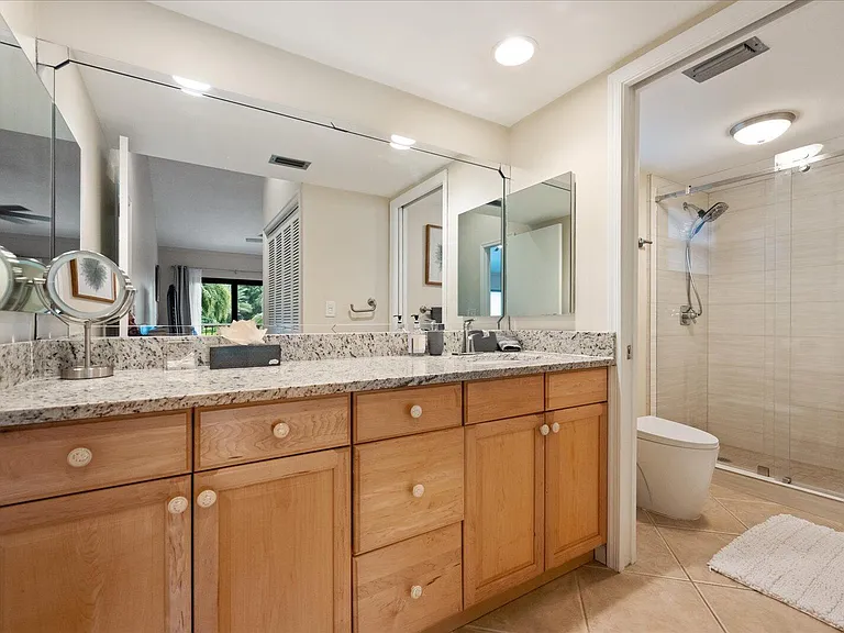 11863 Wimbledon Cir #538 — Photo 14