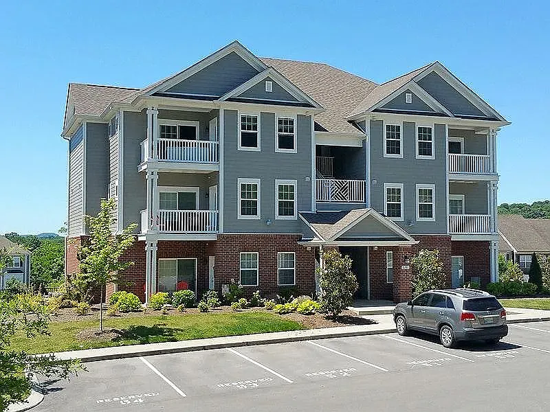 2 bed, 1248 sqft, $1,600 — Photo 1