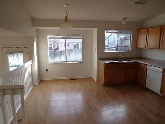 5th image of 9934 Sydney Ln