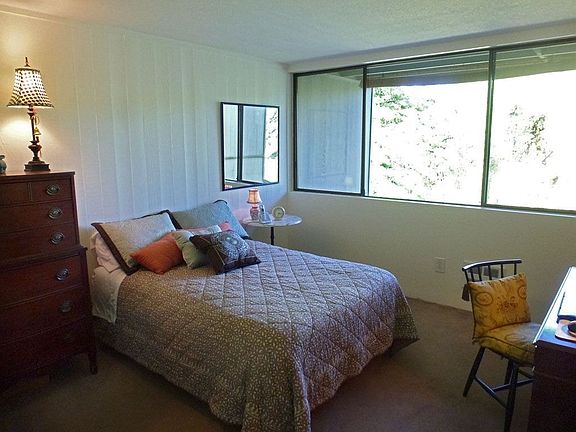 4th image of 6448 138th Ave NE APT 406
