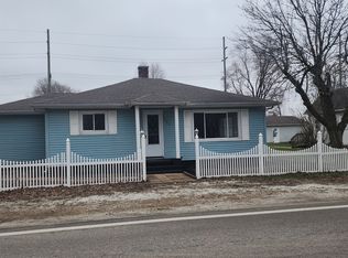 207 N Main St, Mellott, IN 47958