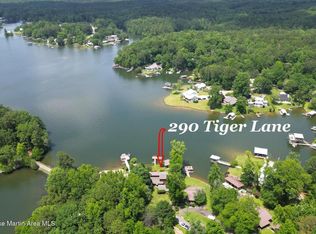 290 Tiger Ln, Dadeville, AL 36853