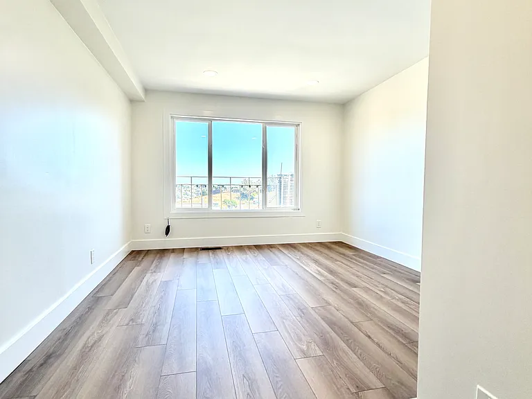 1360 Clayton St #3 — Photo 5