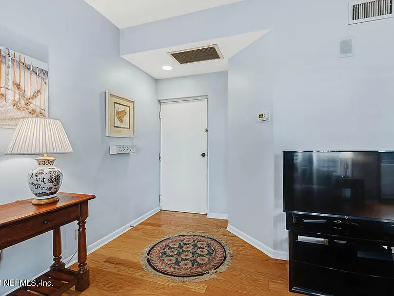 741 Spinnakers Reach Dr — Photo 10