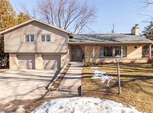 308 Little Rd, Green Bay, WI 54301