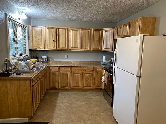 4th image of 64625 Nahodka Dr