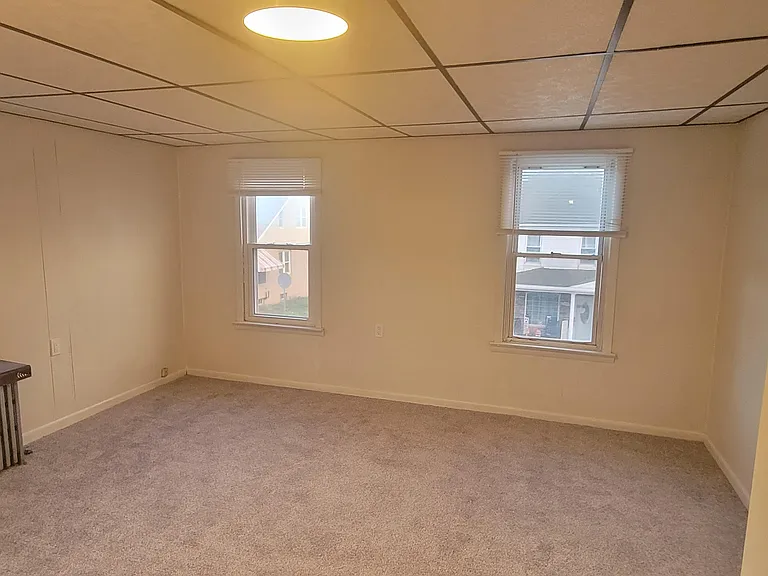 319 S Kennedy Dr — Photo 11