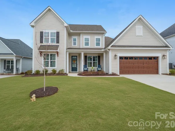423 Lucky Dr, Concord, NC 28027
