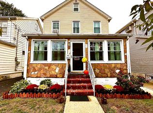 9428 214th St, Queens Village, NY 11428