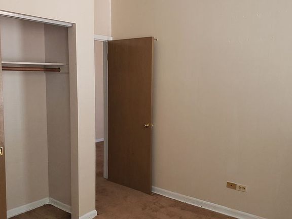 2nd image of 7235-45 S Jeffery Ave #7237-3A