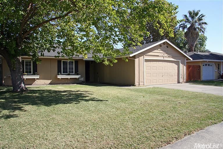 1st image of 6712 Stoneman Dr