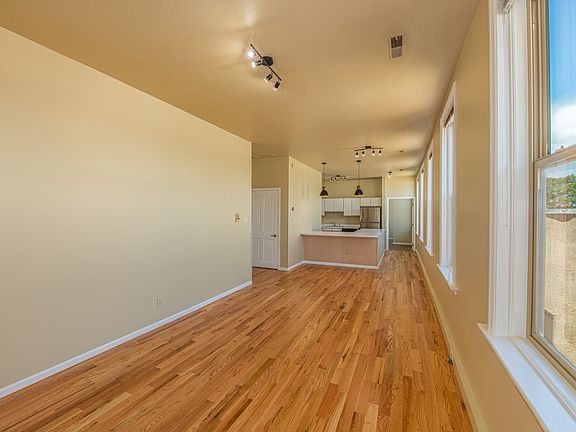 5th image of 231 S Union Ave #B