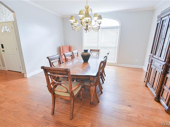 5th image of 7006 Cypress Dr