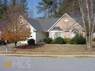 180 Halbert Ct, Lawrenceville, GA 30044