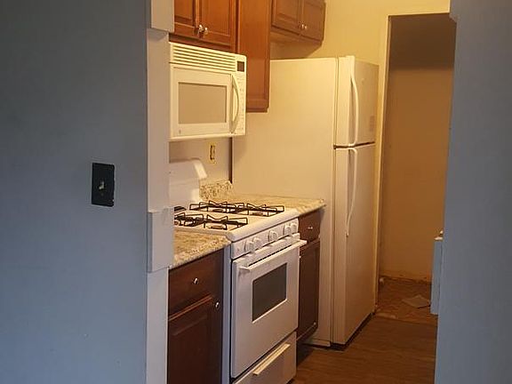 5th image of 1734 Orchard Dr #35
