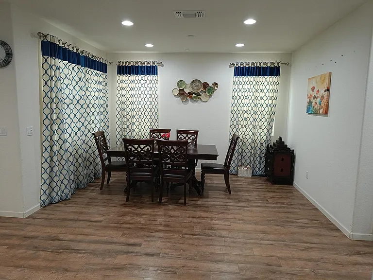 1064 S Fowler Ln — Photo 7