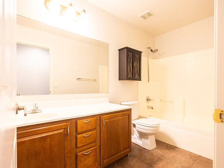9233 W Mackenzie Dr — Photo 17
