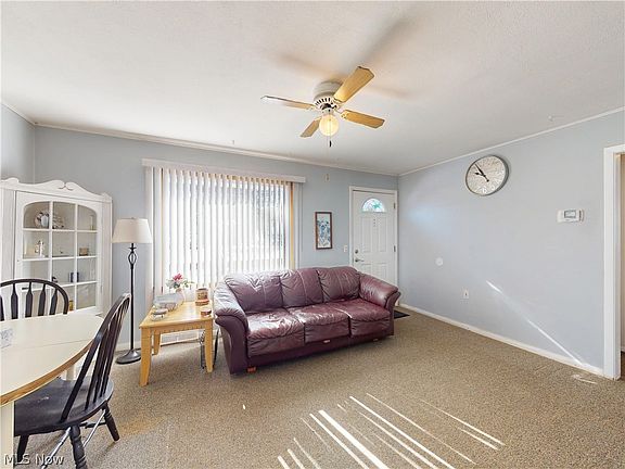 4th image of 1060 Bryce Ave