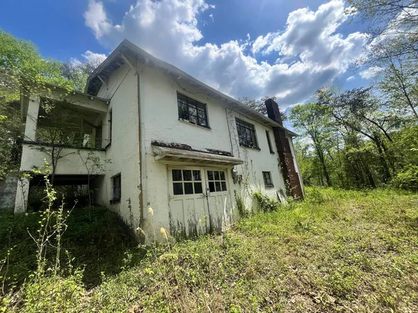 60 John Wesley Dr, Charleston, WV 25302