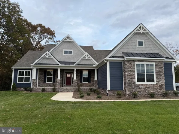 9010 Doves Ln, Manassas, VA 20112